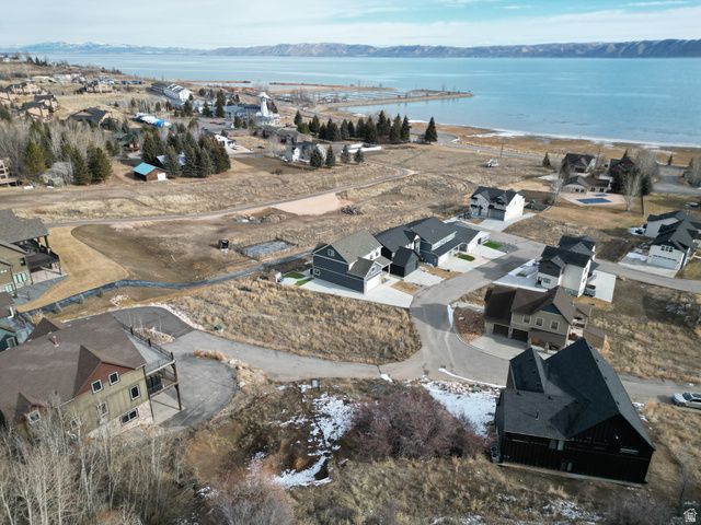 697 N LOCHWOOD DR, Garden City, UT 84028
