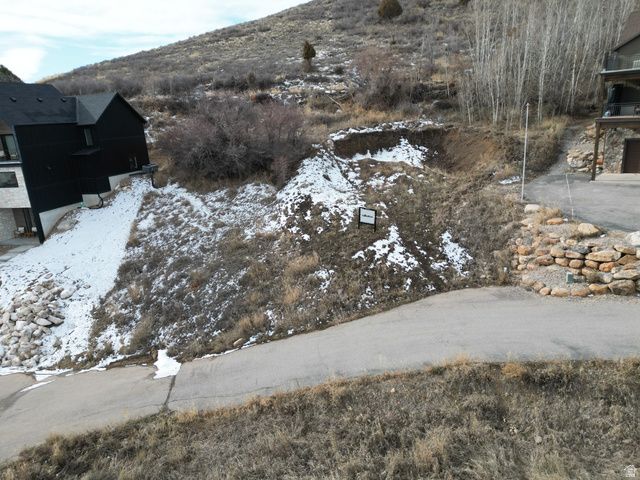 697 N LOCHWOOD DR, Garden City, UT 84028