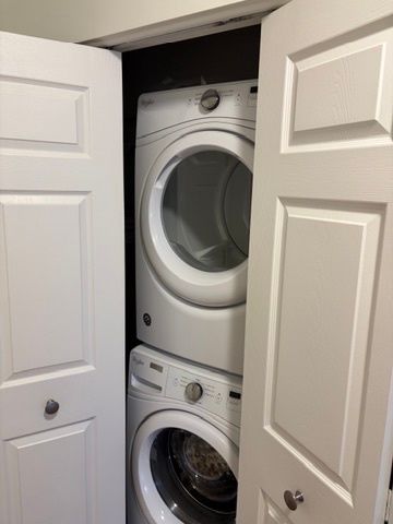 625 Deerfield Road 321, Deerfield, IL 60015