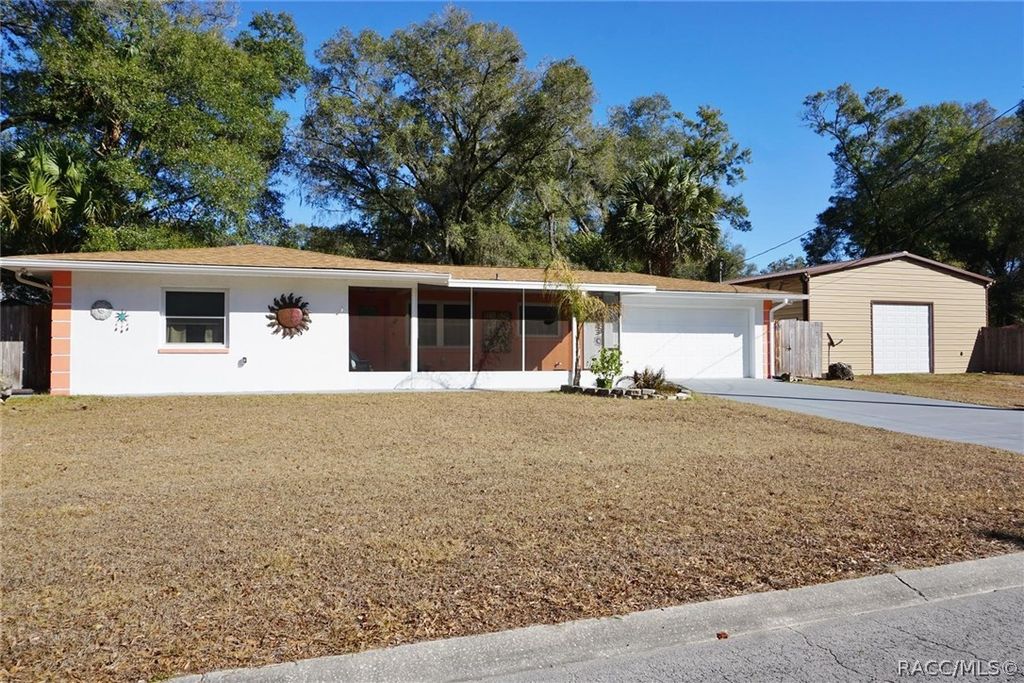 3523 S Dayton Terrace, Inverness, FL 34452