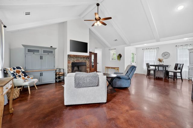 5198 County Road 2507, Caddo Mills, TX 75135