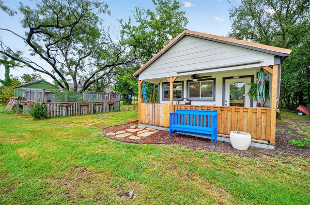 5198 County Road 2507, Caddo Mills, TX 75135