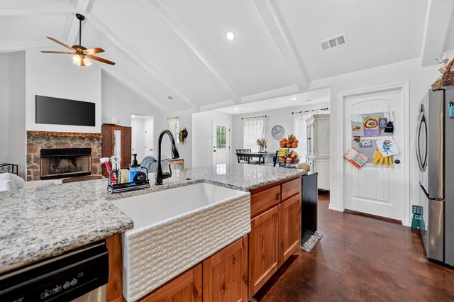 5198 County Road 2507, Caddo Mills, TX 75135