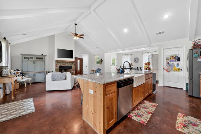 5198 County Road 2507, Caddo Mills, TX 75135
