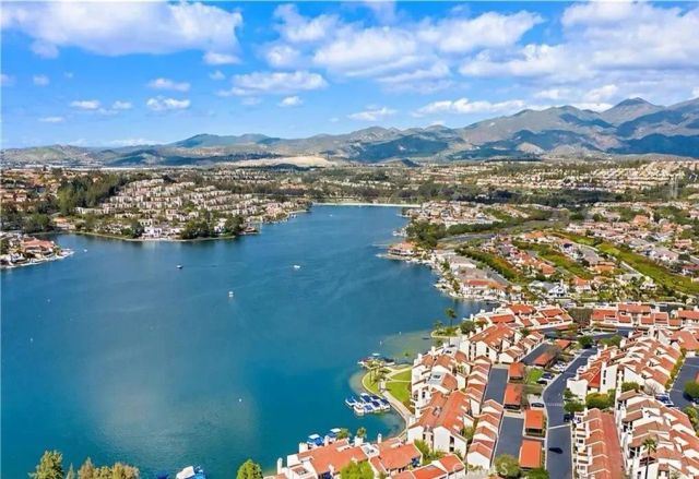 24102 Castilla, Mission Viejo, CA 92691