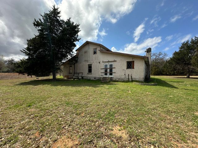 620 Sundown Road, Caldwell, TX 77836