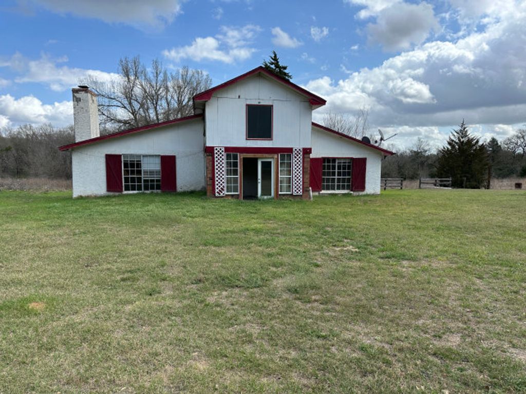 620 Sundown Road, Caldwell, TX 77836