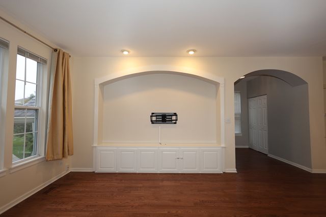 1139 GEORGETOWN Way, Vernon Hills, IL 60061