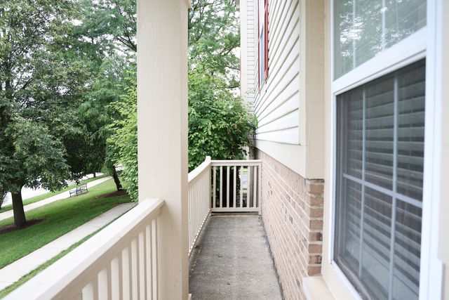 1139 GEORGETOWN Way, Vernon Hills, IL 60061