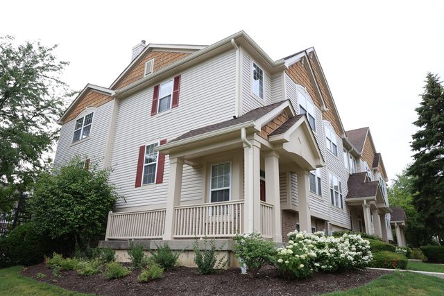 1139 GEORGETOWN Way, Vernon Hills, IL 60061