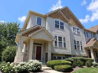 1139 GEORGETOWN Way, Vernon Hills, IL 60061