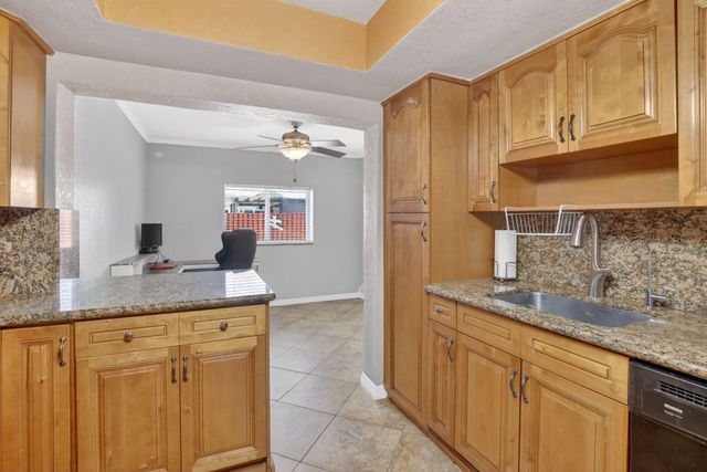 8600 NW 29th Street, Sunrise, FL 33322