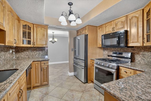 8600 NW 29th Street, Sunrise, FL 33322