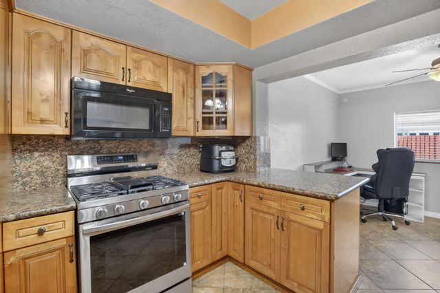 8600 NW 29th Street, Sunrise, FL 33322