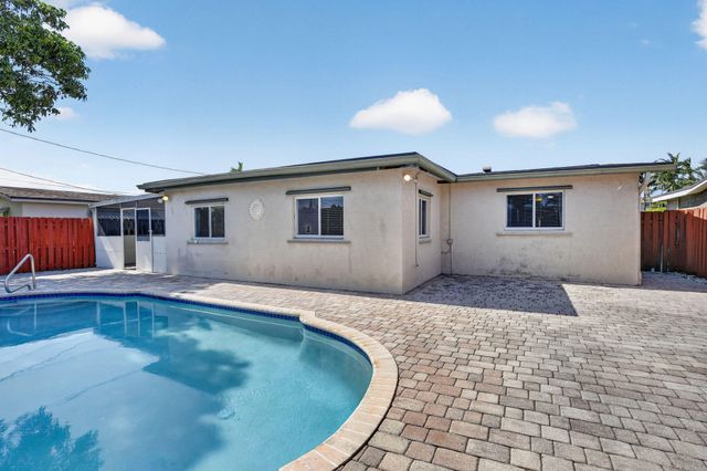 8600 NW 29th Street, Sunrise, FL 33322