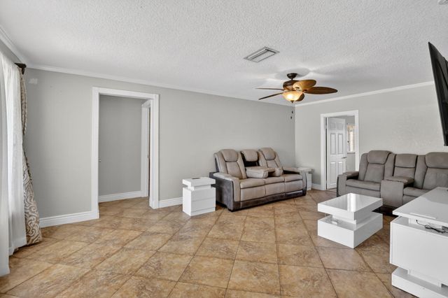 8600 NW 29th Street, Sunrise, FL 33322
