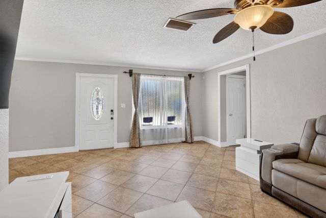 8600 NW 29th Street, Sunrise, FL 33322