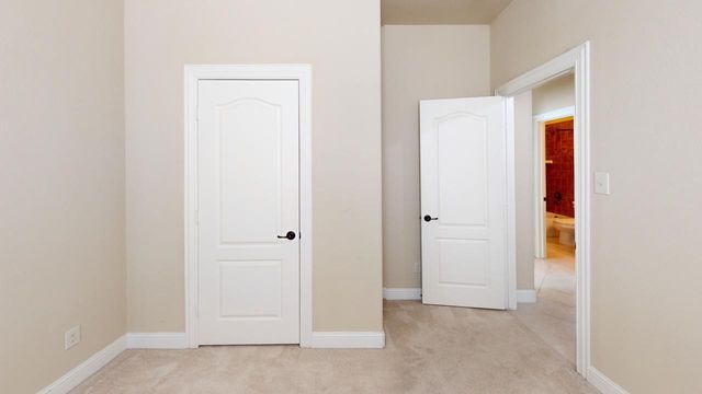 4401 Dexter Lane B12, Carrollton, TX 75010