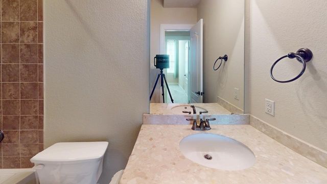 4401 Dexter Lane B12, Carrollton, TX 75010