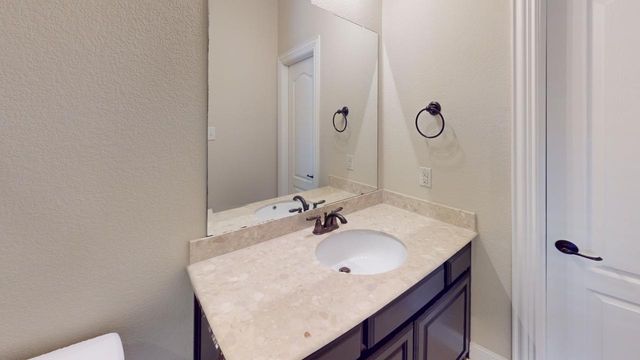 4401 Dexter Lane B12, Carrollton, TX 75010