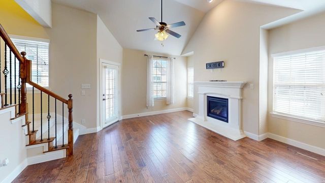 4401 Dexter Lane B12, Carrollton, TX 75010