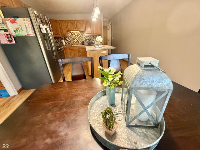 1251 Pin Oak Circle, Seymour, IN 47274