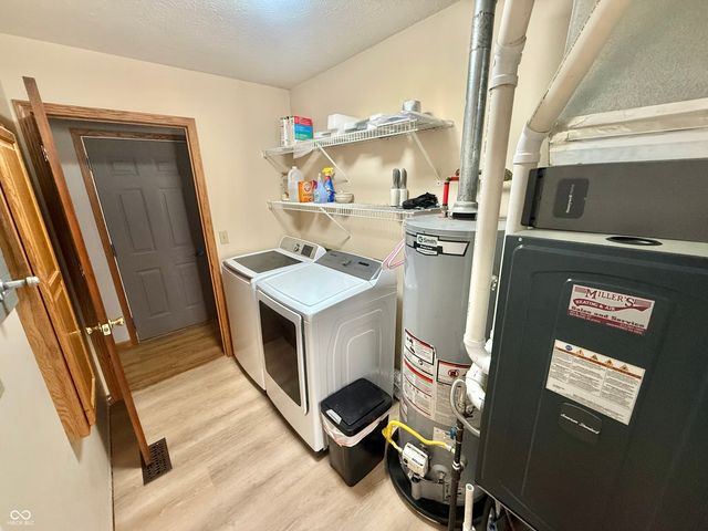 1251 Pin Oak Circle, Seymour, IN 47274