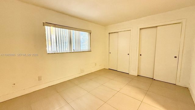 42 SW 14th St 203, Dania Beach, FL 33004