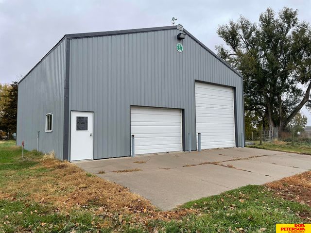 1754 County Rd 20, Fremont, NE 68025