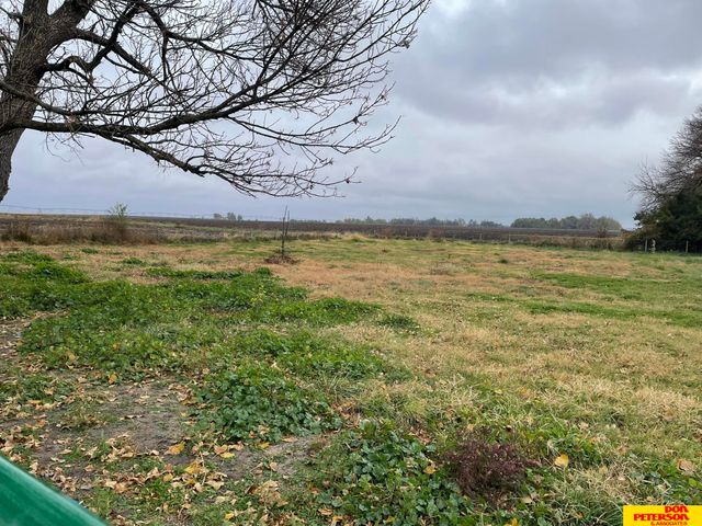 1754 County Rd 20, Fremont, NE 68025