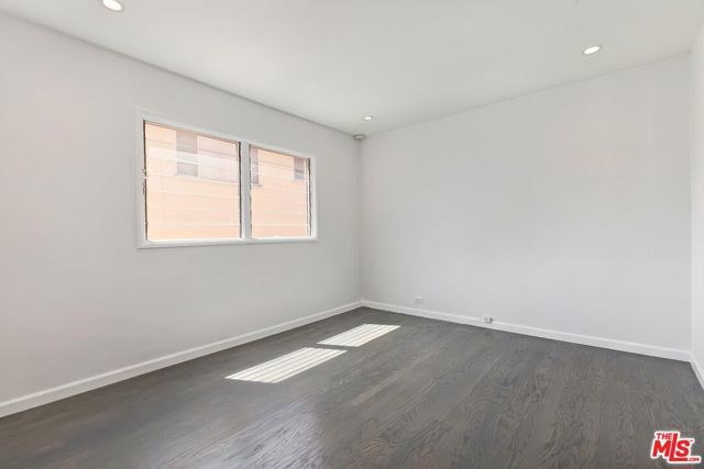 1400 N Hayworth Avenue 11, West Hollywood, CA 90046