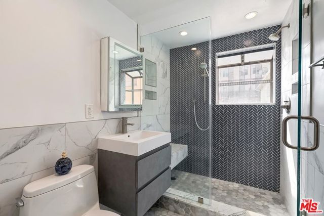1400 N Hayworth Avenue 11, West Hollywood, CA 90046