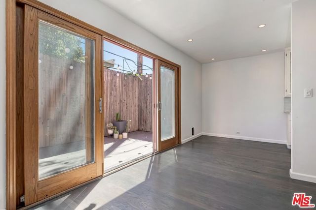 1400 N Hayworth Avenue 11, West Hollywood, CA 90046