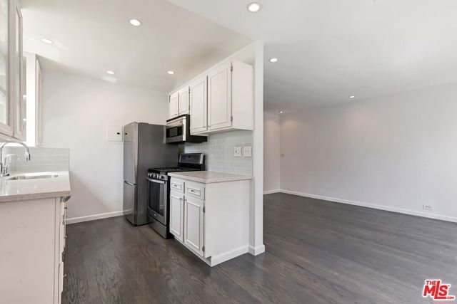 1400 N Hayworth Avenue 11, West Hollywood, CA 90046