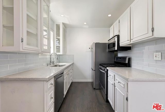 1400 N Hayworth Avenue 11, West Hollywood, CA 90046