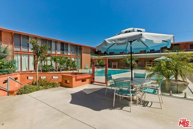 1400 N Hayworth Avenue 11, West Hollywood, CA 90046