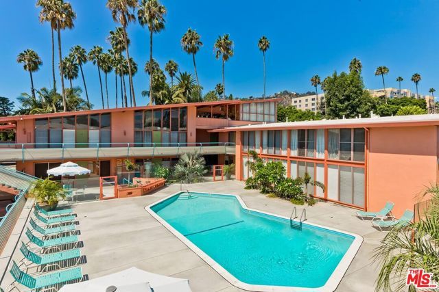 1400 N Hayworth Avenue 11, West Hollywood, CA 90046