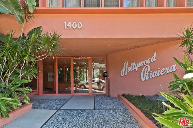 1400 N Hayworth Avenue 11, West Hollywood, CA 90046