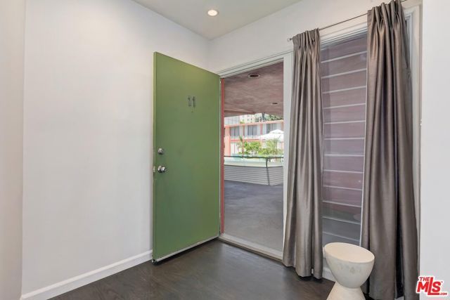 1400 N Hayworth Avenue 11, West Hollywood, CA 90046