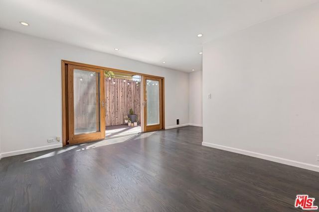 1400 N Hayworth Avenue 11, West Hollywood, CA 90046