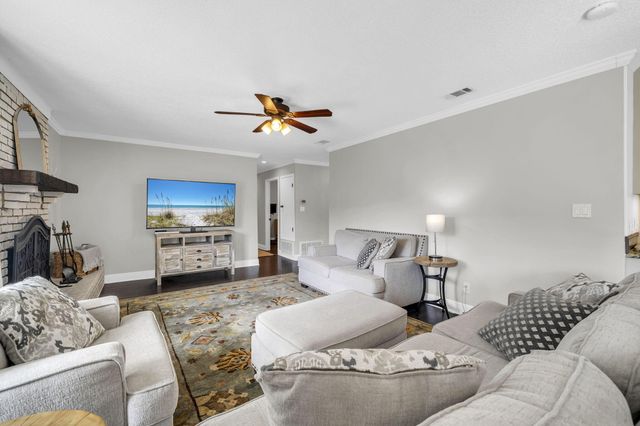 715 Overbrook Drive, Fort Walton Beach, FL 32547