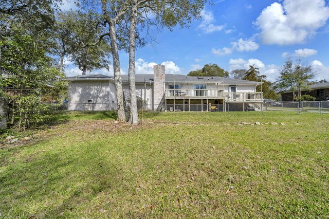 715 Overbrook Drive, Fort Walton Beach, FL 32547