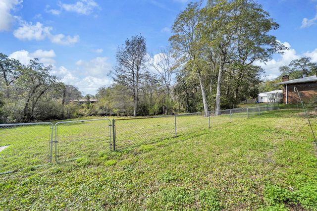 715 Overbrook Drive, Fort Walton Beach, FL 32547