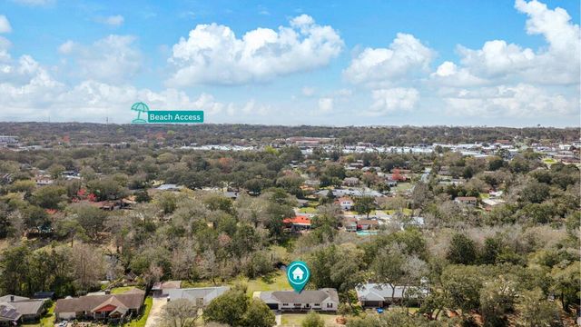 715 Overbrook Drive, Fort Walton Beach, FL 32547