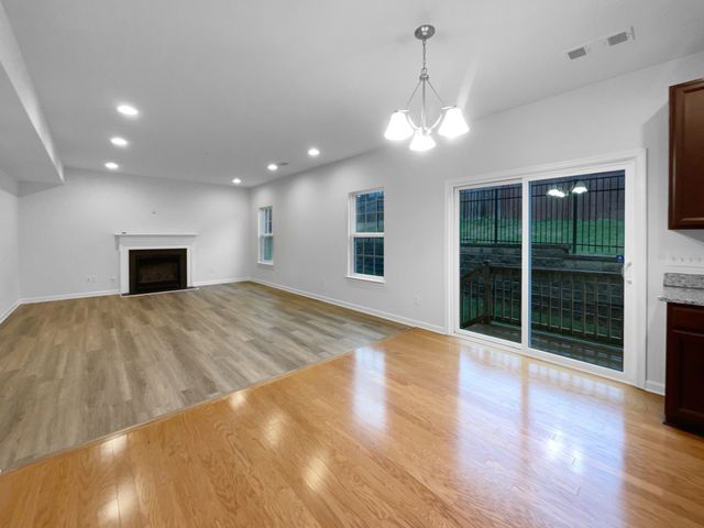 624 Stonebridge Ln, Mount Juliet, TN 37122