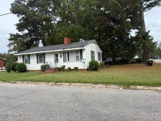 511 E 1st Street, Ahoskie, NC 27910