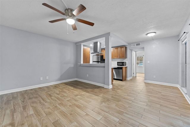 4611 W NORTH B STREET 123, Tampa, FL 33609