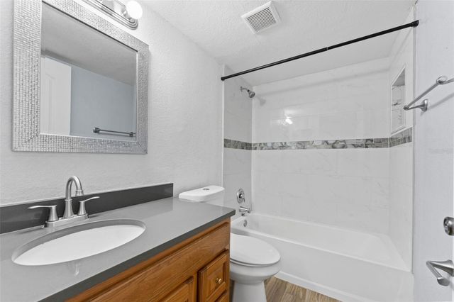 4611 W NORTH B STREET 123, Tampa, FL 33609