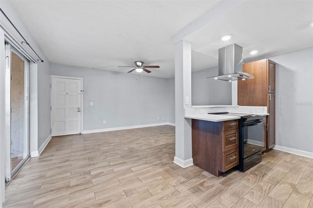 4611 W NORTH B STREET 123, Tampa, FL 33609