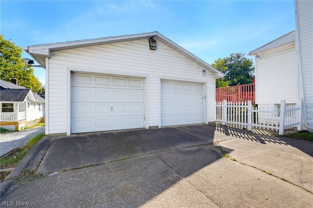 91 Mcnaughton Street, Akron, OH 44305